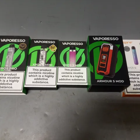 APPROXIMATELY 20 VAPES & E-CIGARETTES TO INCLUDE ASPIRE, GEEK VAPE, VAPORESSO ETC