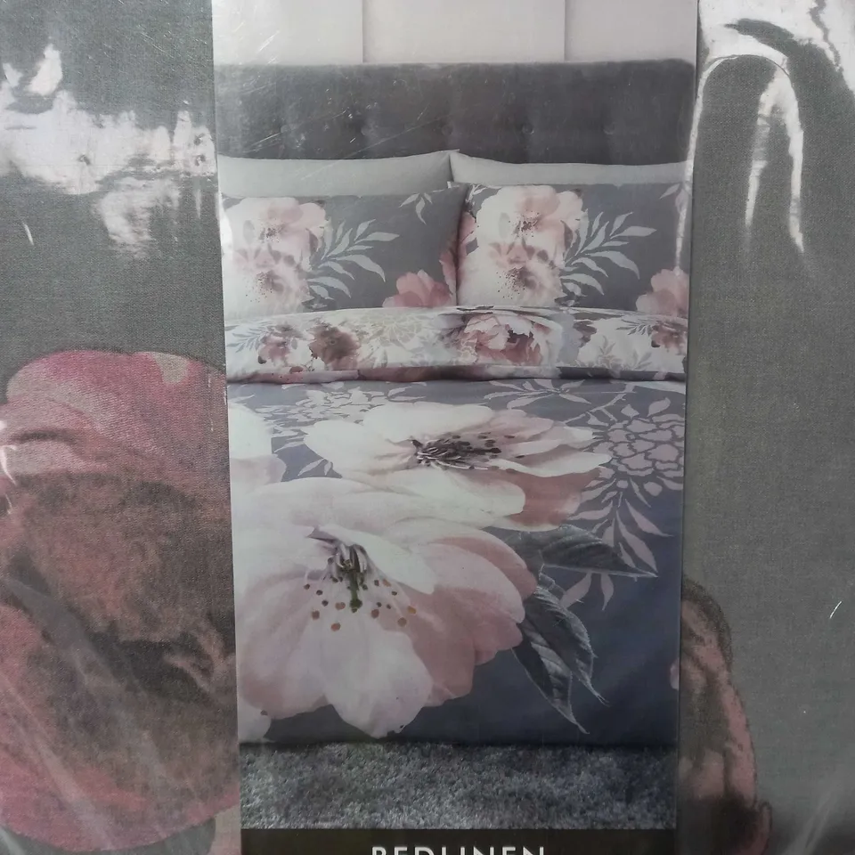 CATHERINE LANSFIELD EASYCARE KING DUVET SET IN FLORAL DESIGN