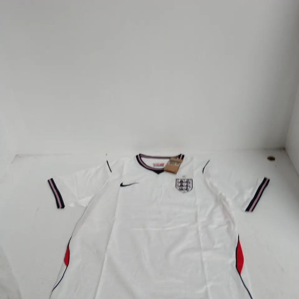 NIKE ENGLAND FOOTBALL SHIRT – WHITE NATIONAL TEAM JERSEY, CREST & STAR, SIZE XL
