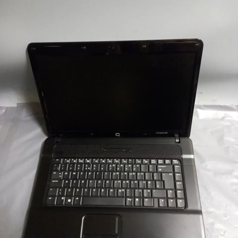 HP COMPAQ 615 15 INCH ATHLON X2 DUAL CORE QL-66