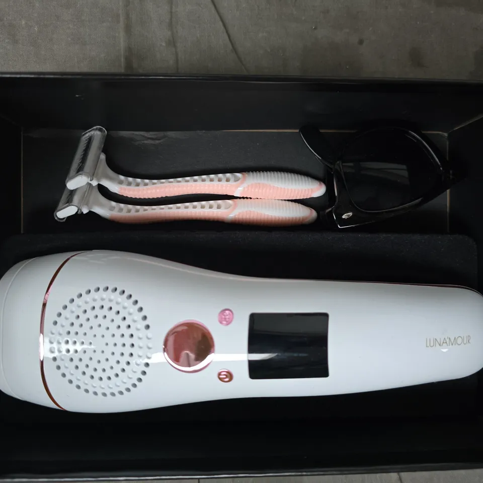 LUNA'MOUR ICE COOL IPL AT-HOME HAIR REMOVAL DEVICE