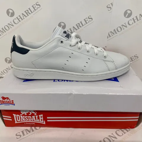 BOXED PAIR OF LONSDALE WHITE TRAINERS SIZE 9