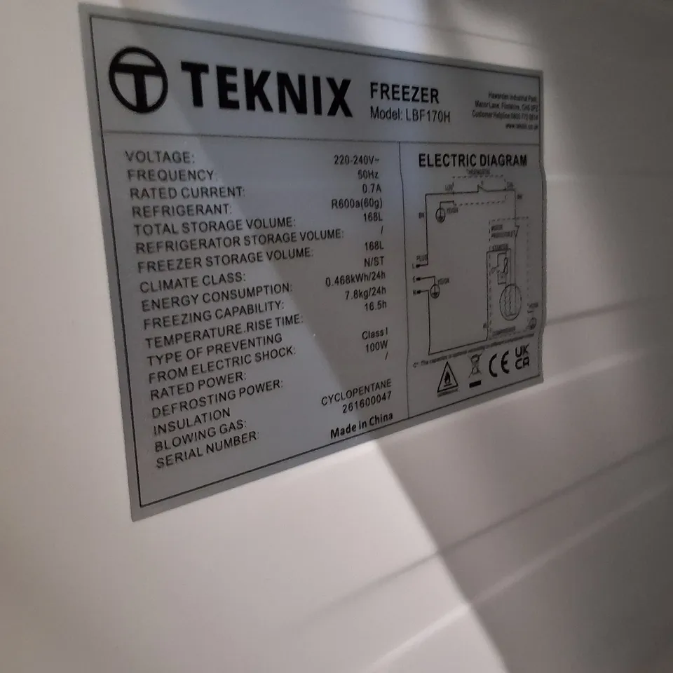 TEKNIX LBF170H 57×125CM STATIC UPRIGHT FREEZER - 168L