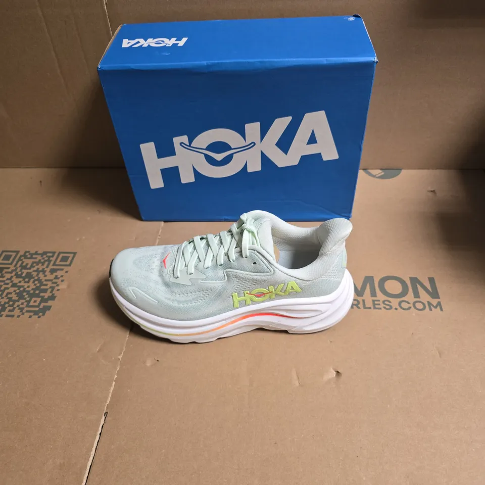 HOKA RUNNING SHOES – LIGHT MINT/GREY, ADULT SNEAKERS - uk size 5