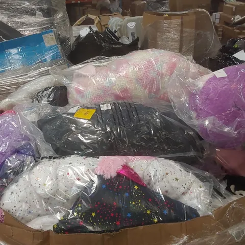 PALLET CONTAINING A VERY LARGE QUANTITY OF ASSORTED HAPPY NAPPERS KIDS SLEEPING BAGS