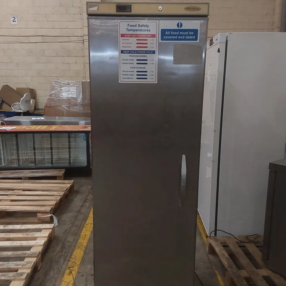TEFCOLD UR400S COMMERCIAL UPRIGHT REFRIGERATOR