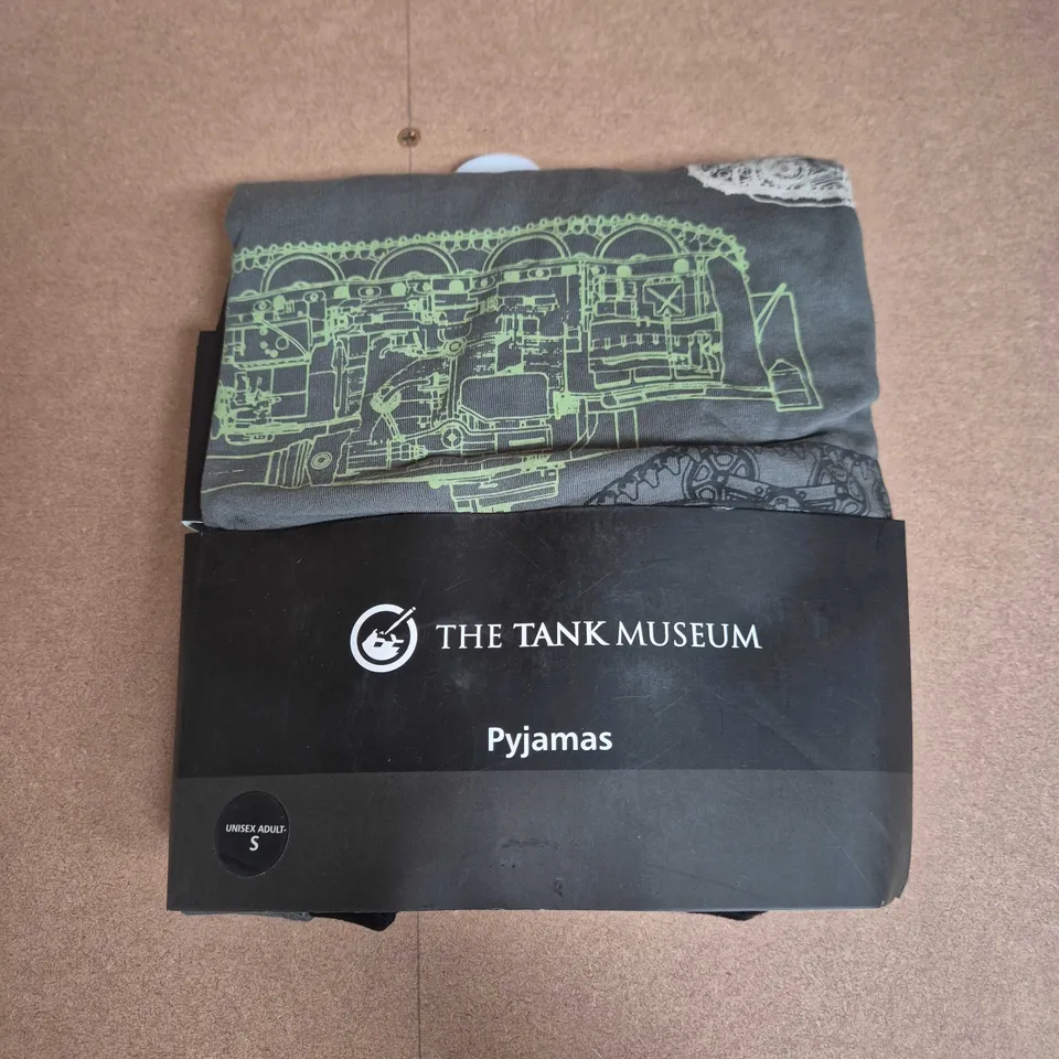 THE TANK MUSEUM TANK PYJAMAS ADULT - SMALL