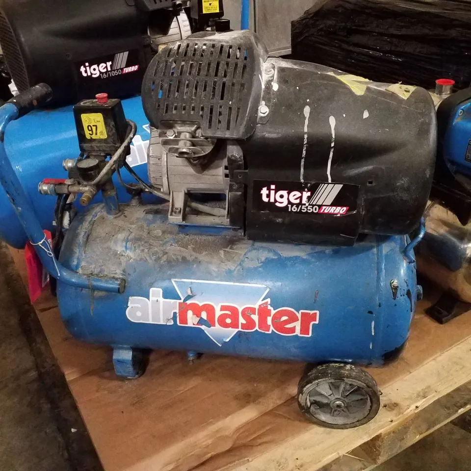 AIRMASTER TIGER 16/550 14.5CFM 50 LITRE 3HP AIR COMPRESSOR (230V) 