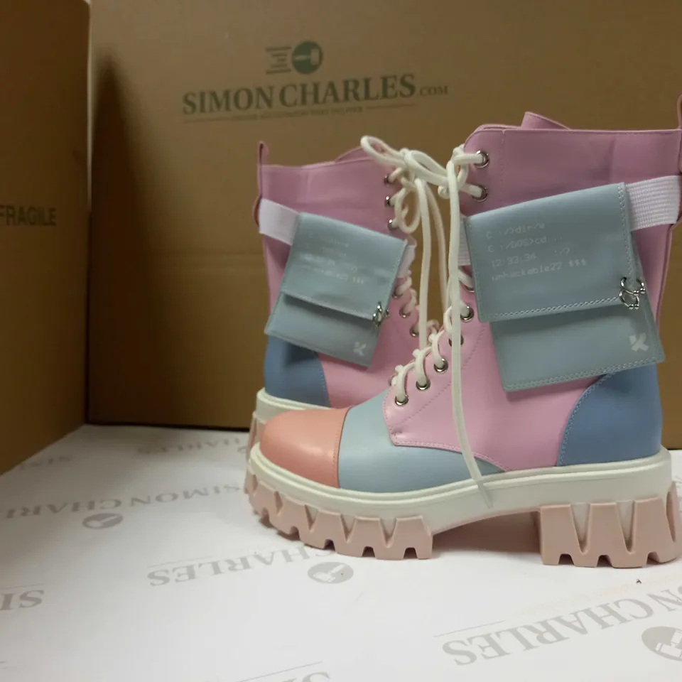 KOI PASTEL CHUNKY ANKLE BOOTS - SIZE 4 