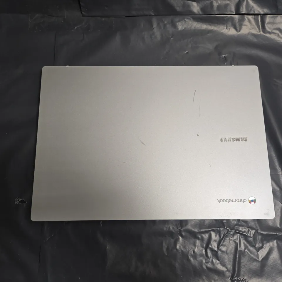 SAMSUNG XE345XDA LAPTOP