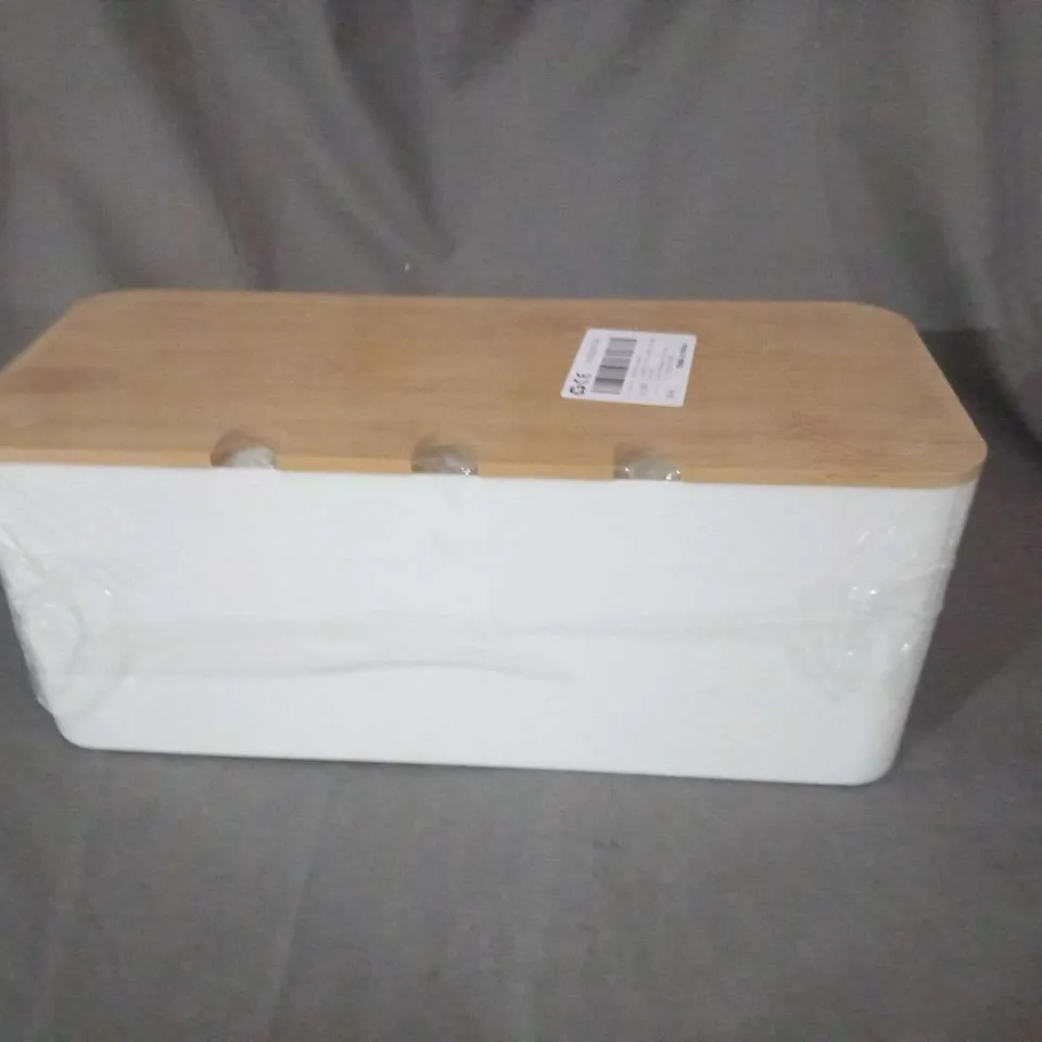 SIX BRAND NEW BOXED STORAGE CONTAINERS WITH LIDS