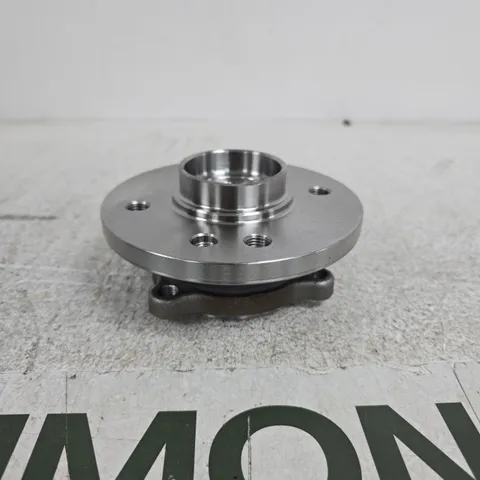 AUTOMOTIVE WHEEL HUB ASSEMBLY WITH BEARING – SILVER, 4XMOUNT HOLES