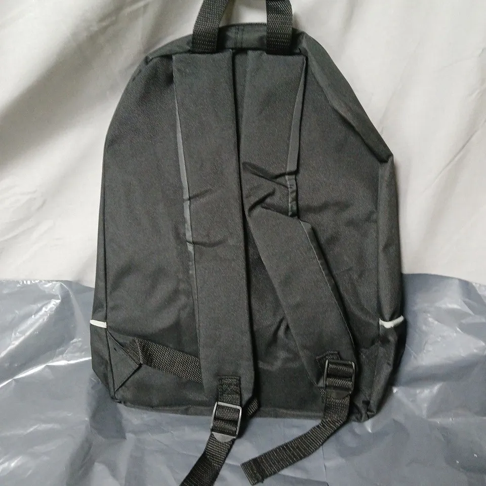 LIVERPOOL FC BACKPACK – BLACK WITH CREST