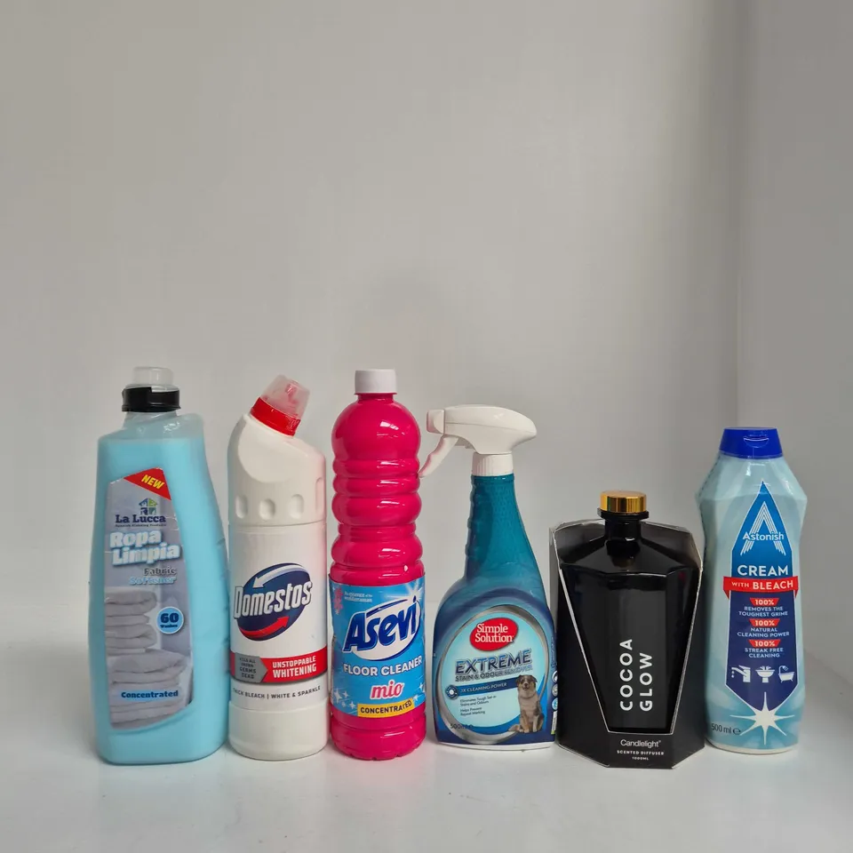 TOTE OF APPROXIMATELY 10 ASSORTED ITEMS INCLUDING ASTONISH CREAM WITH BLEACH, COCOA GLOW CANDLELIGHT SCENTED DIFFUSER AND SIMPLE SOLUTION EXTREME STAIN & ODOUR REMOVER