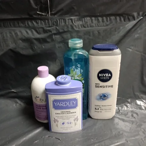 APPROXIATELY 15 ASSORTED COSMETIC ITEM INCLUDING RADOX MUSCLE SOAK, NIVEA MEN SHOWER GEL AND YARDLEY LAVENDER TALC