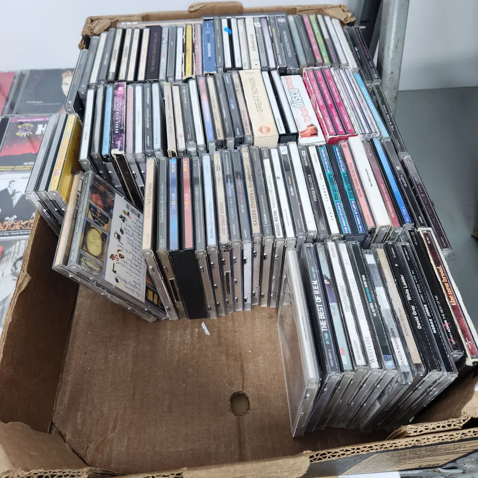 A VERY LARGE QUANTITY OF CDs FROM 80s / 90s /2000s