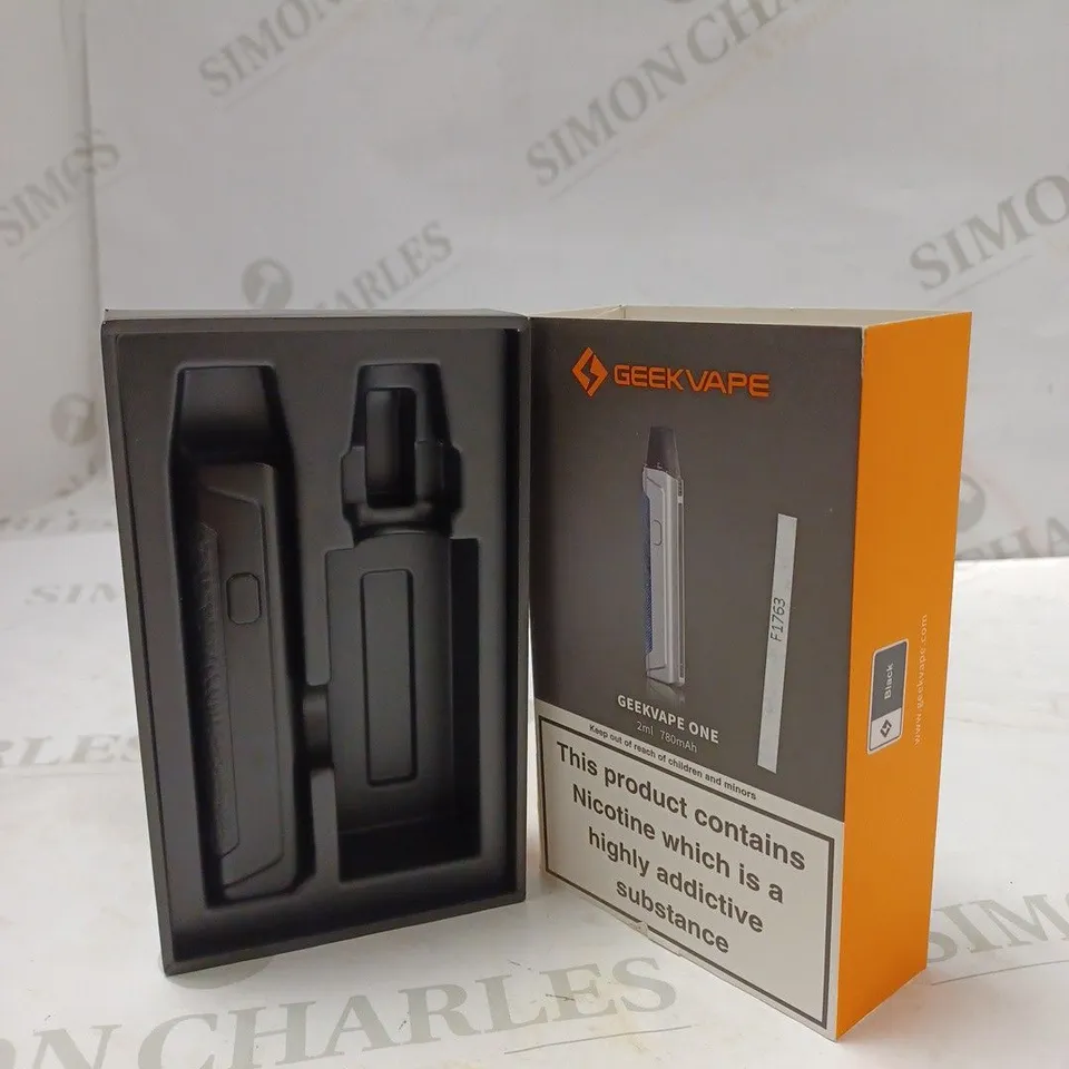 BOXED GEEK VAPE GEEKVAPE ONE - BLACK.