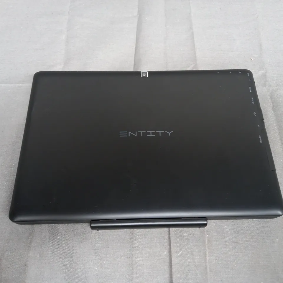 ENTITY TWIN TWO IN ONE TABLET