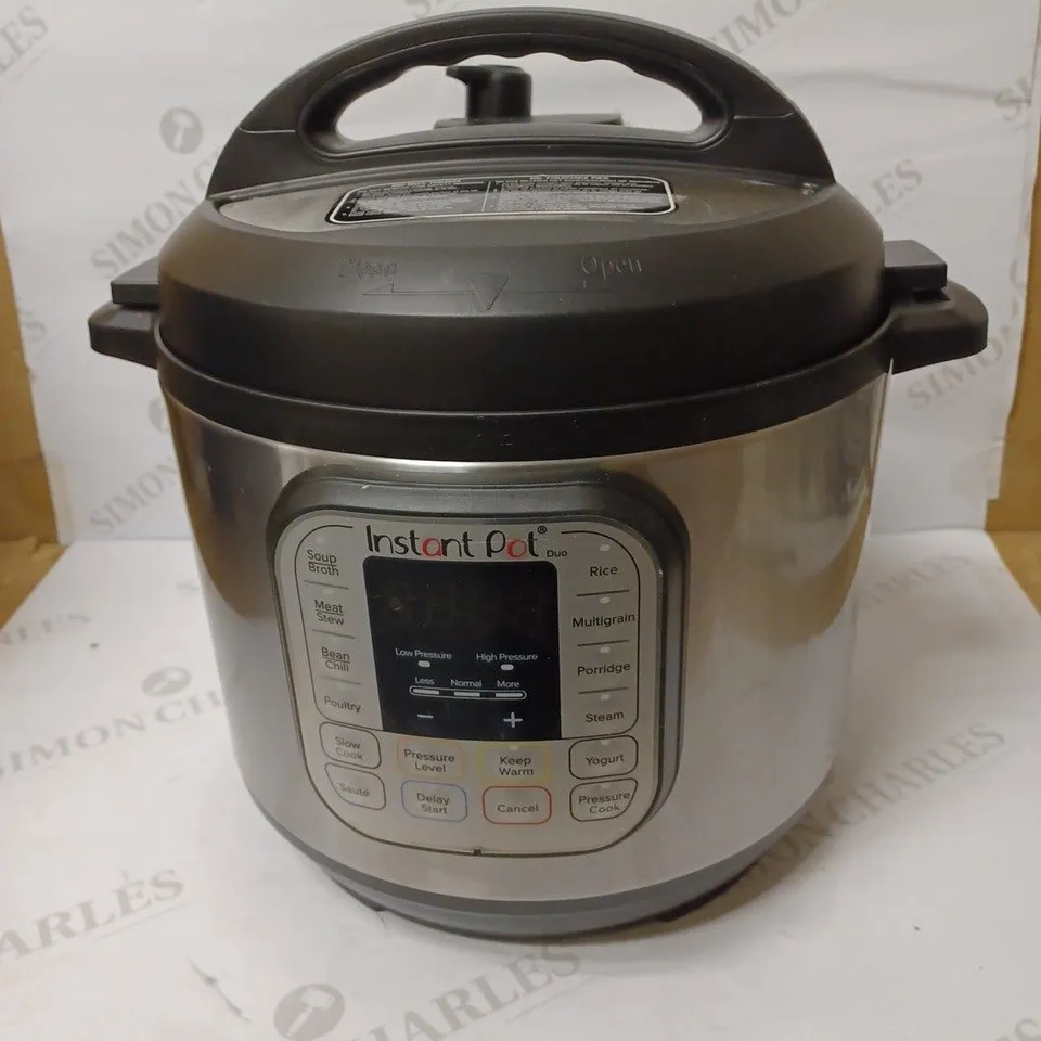 INSTANT POT DUO SMART PRESSURE COOKER