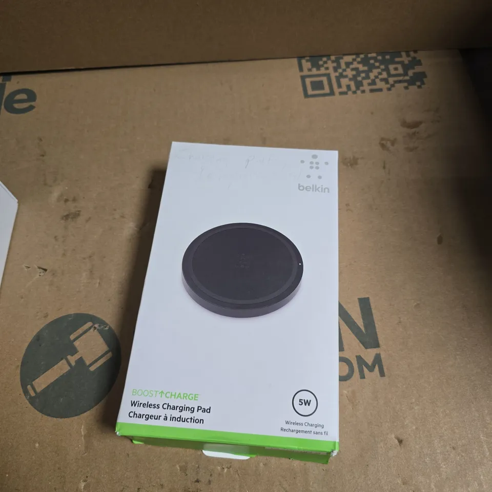 BELKIN BOOSTCHARGE WIRELESS CHARGING PAD (5W) – BOXED