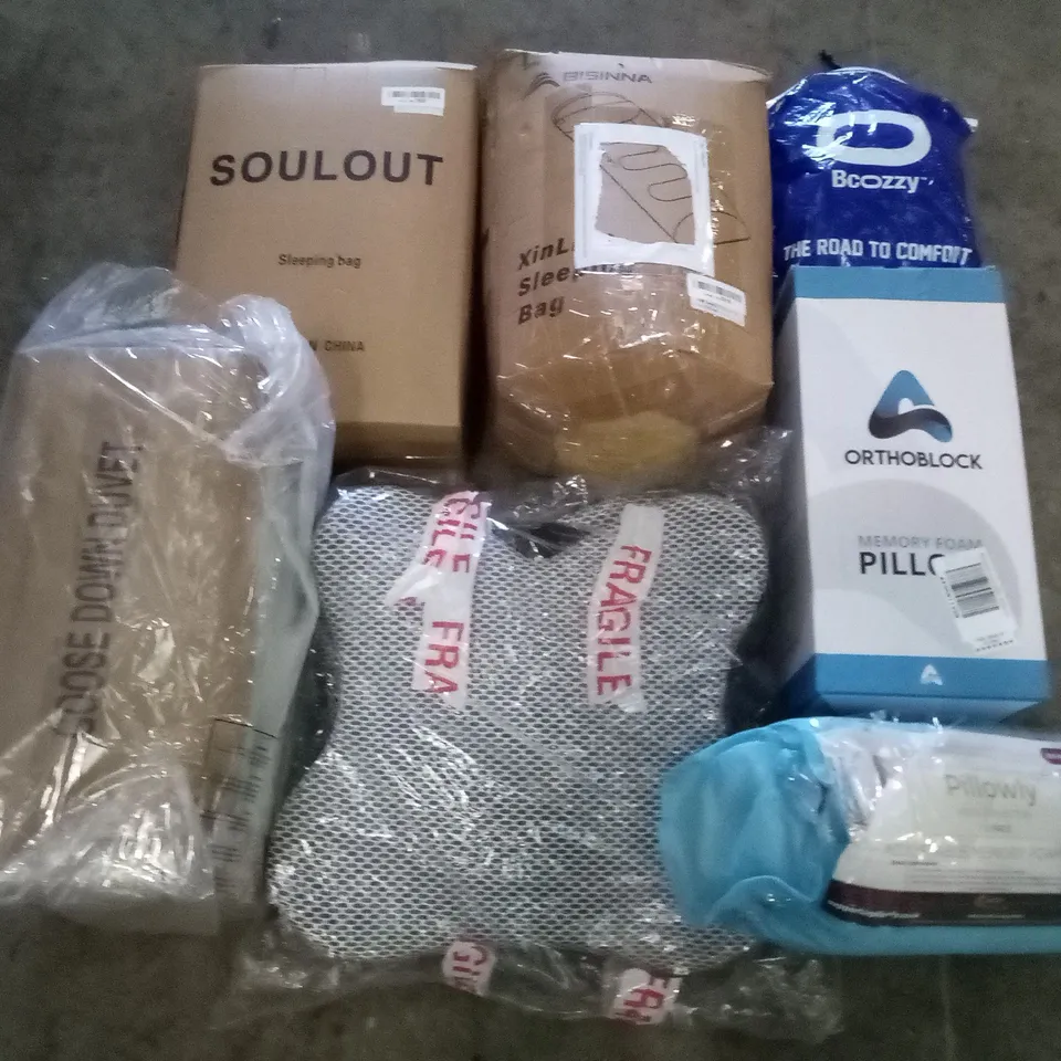 PALLET OF ASSORTED ITEMS INCLUDING SLEEPING BAGS, GOOSE DOWN DUVET, SEAT CUSHIONS, MEMORY FOAM PILLOWS, NECK PILLOW