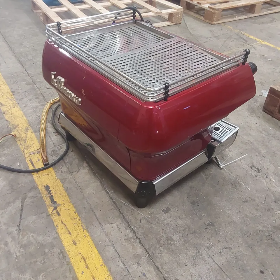 LA MARZOCCO COMMERCIAL 2 GROUP COFFEE MACHINE