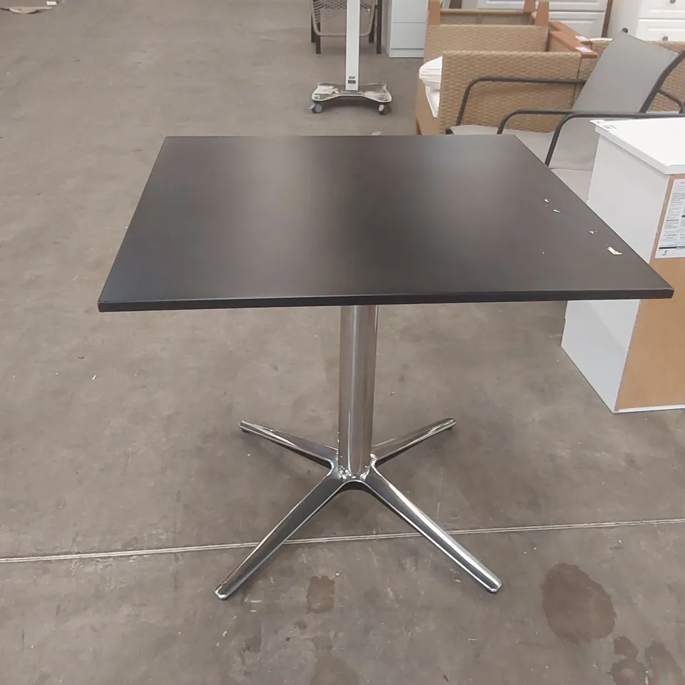 DESIGNER SQUARE DINING TABLE