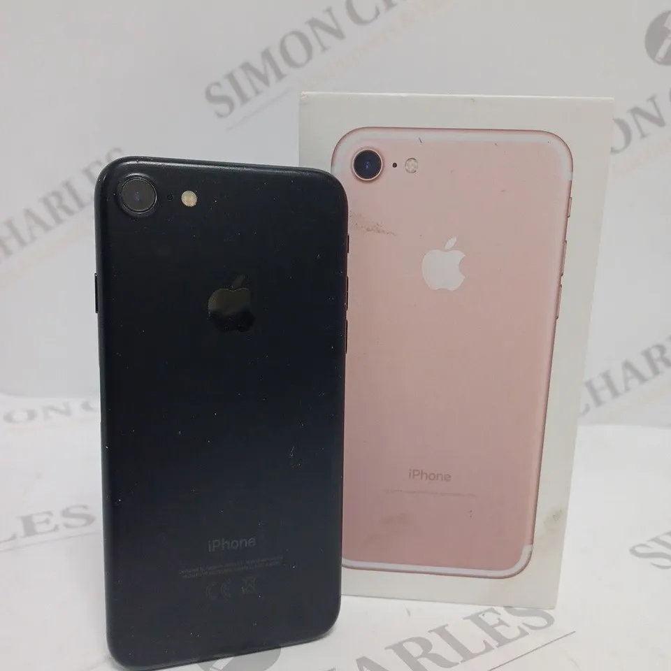 APPLE IPHONE 7 (A1778) SMARTPHONE
