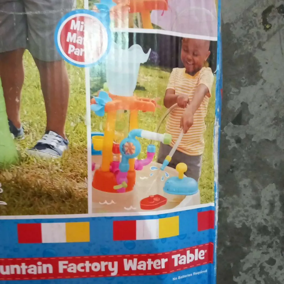 BOXED LITTLE TIKES FOUNTAIN FACTORY WATER TABLE