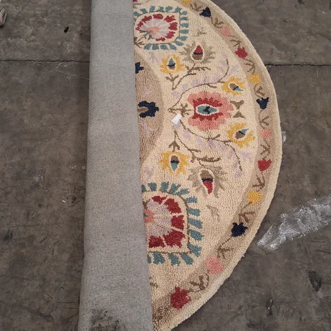 PATTERNED PATTERNED OVER CREAM CIRCULAR RUG - 235CM