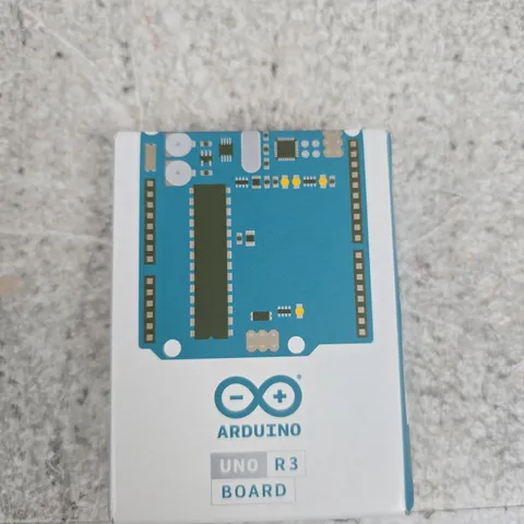 ARDUINO UNO R3 BOARD β BOXED