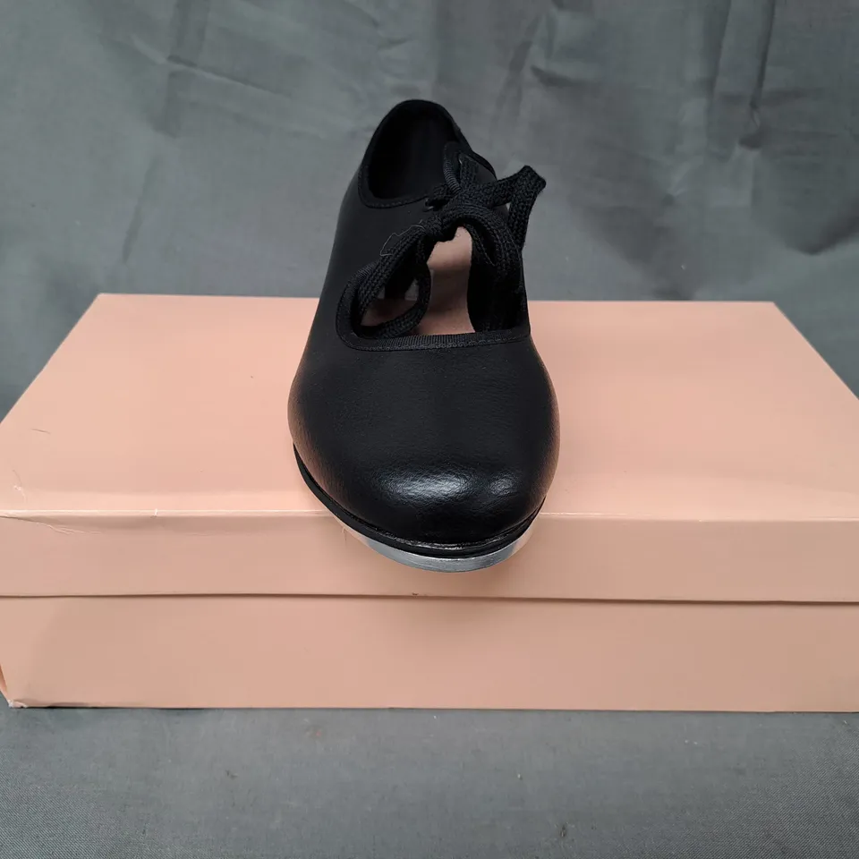 BOXED PAIR OF BLOCH TAP DANCING SHOES IN BLACK UK SIZE 1