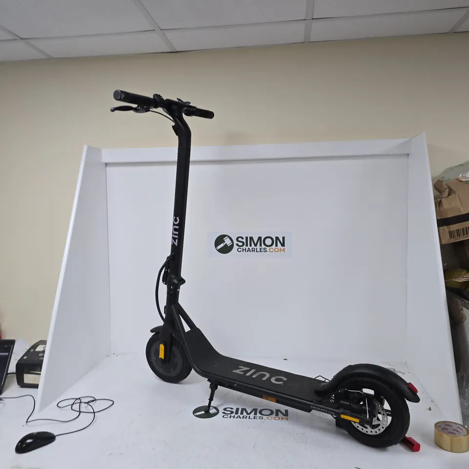 ZINC ELECTRIC SCOOTER – BLACK