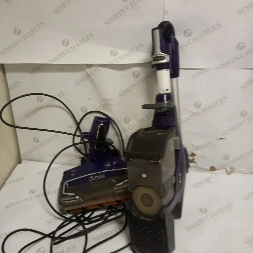 SHARK DUO CLEAN CORDED VACUUM