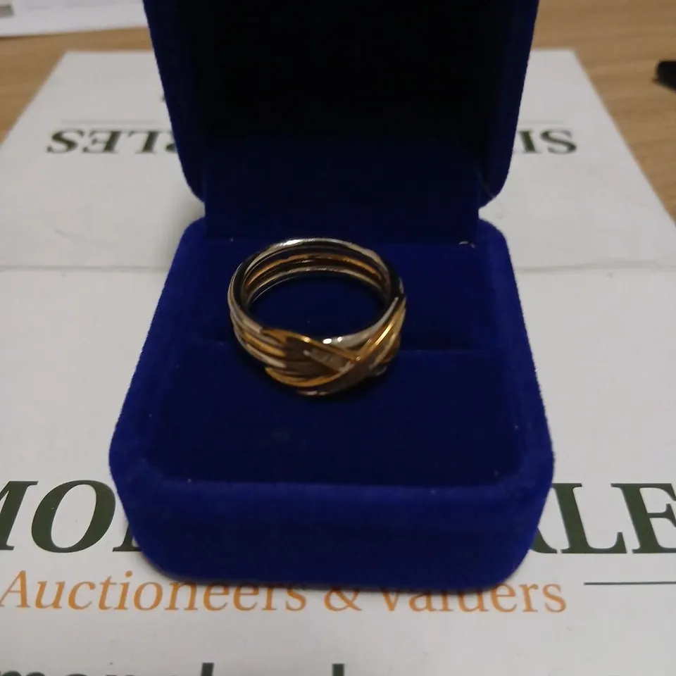 TWO-TONE TWISTED BAND RING