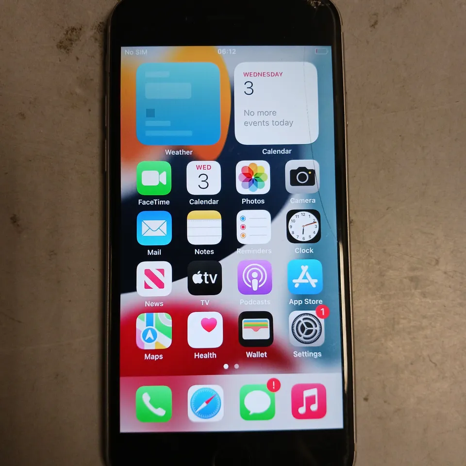 APPLE IPHONE 6S 32GB MN0W2B/A