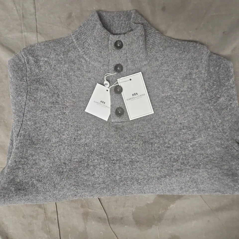 HAWES & CURTIS 1/4 BUTTON-UP JUMPER IN GREY SIZE SMALL