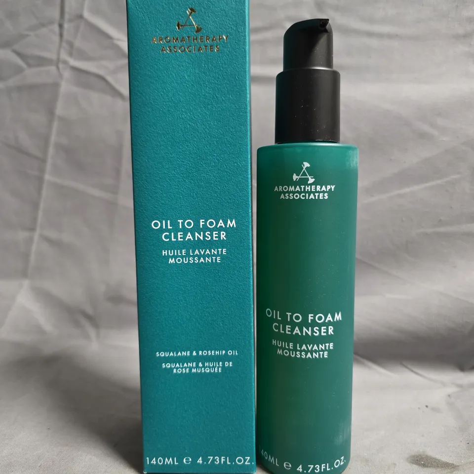 AROMATHERAPY ASSOCIATES OIL TO FOAM CLEANSER – 140 ML