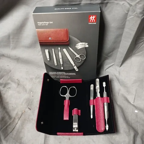 ZWILLING NAIL CARE SET IN PINK LEATHER CASE