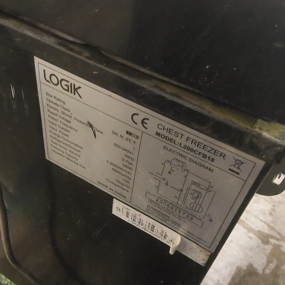 LOGIK L200CFB18 CHEST FREEZER - BLACK