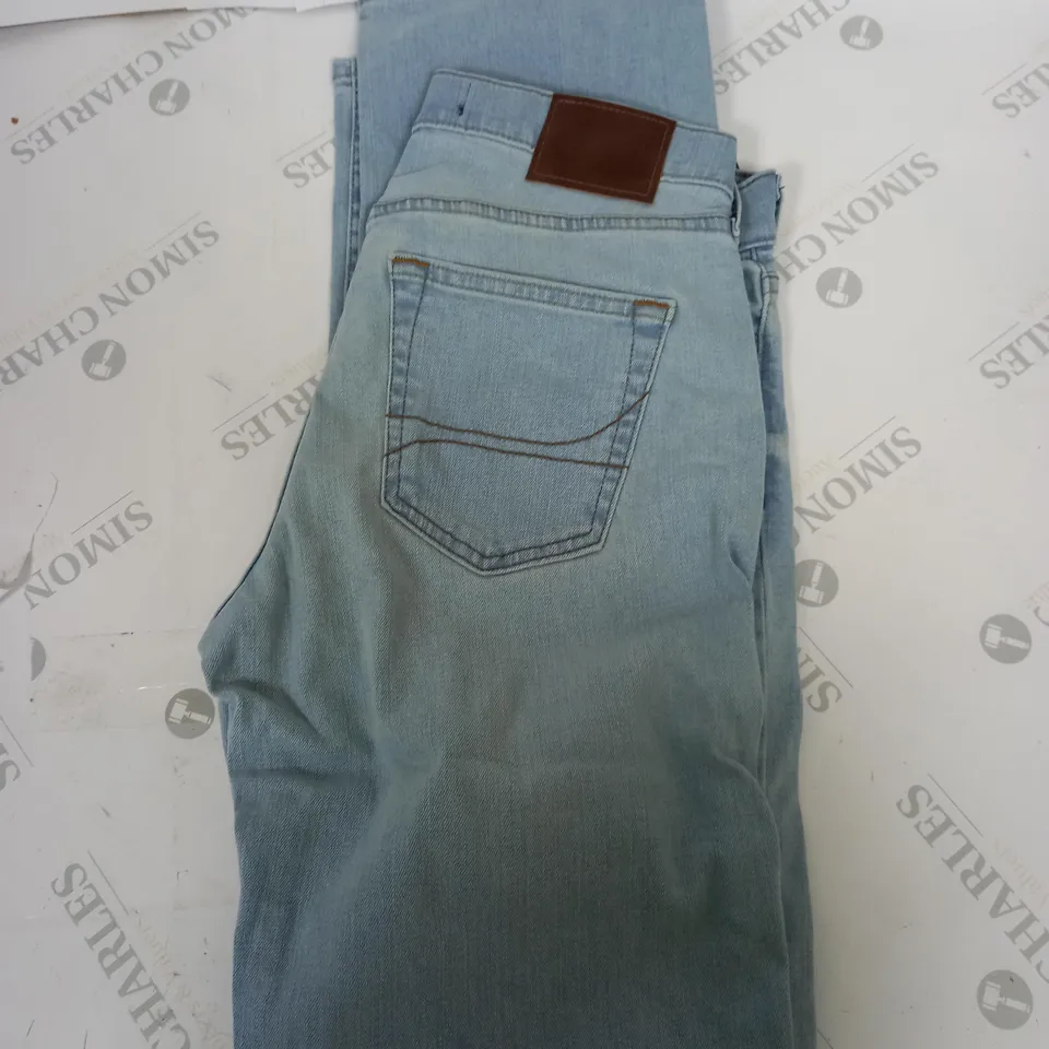 HOLLISTER STRAIGHT LEG DENIM JEANS SIZE W30 L36