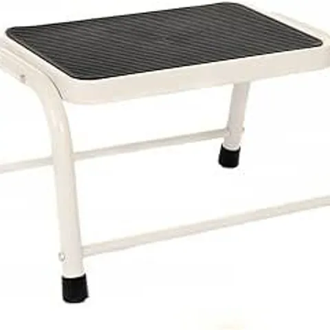 BOXED SINGLE CARAVAN STEP STOOL STEEL NON SLIP RUBBER TREAD SAFETY