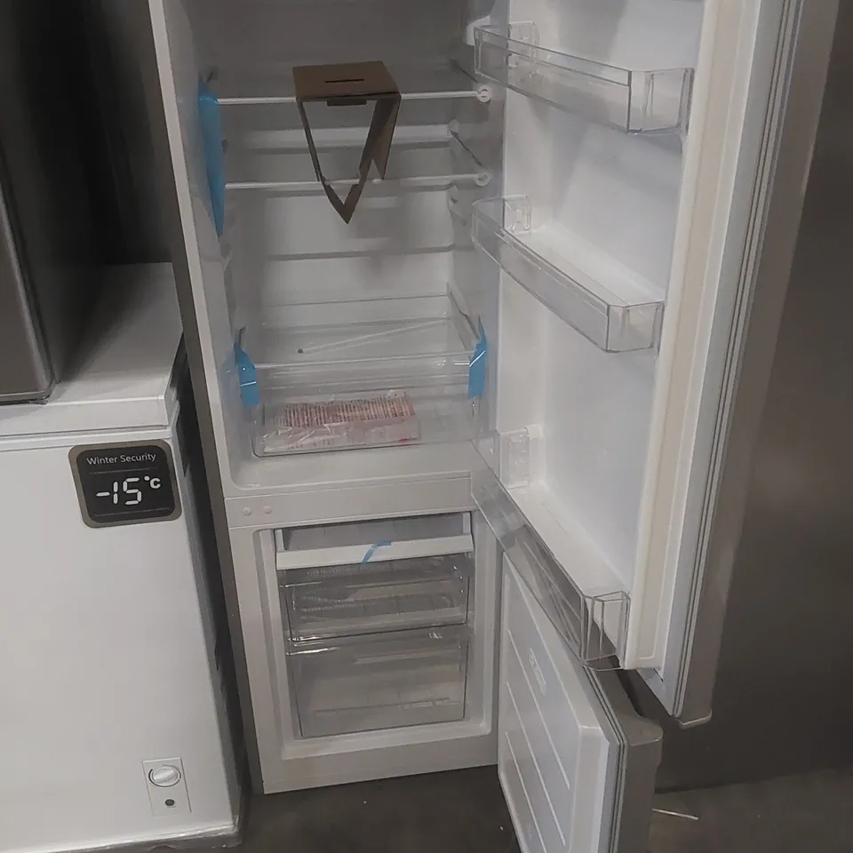 LOGIK L50BS23 60/40 FRIDGE FREEZER - SILVER