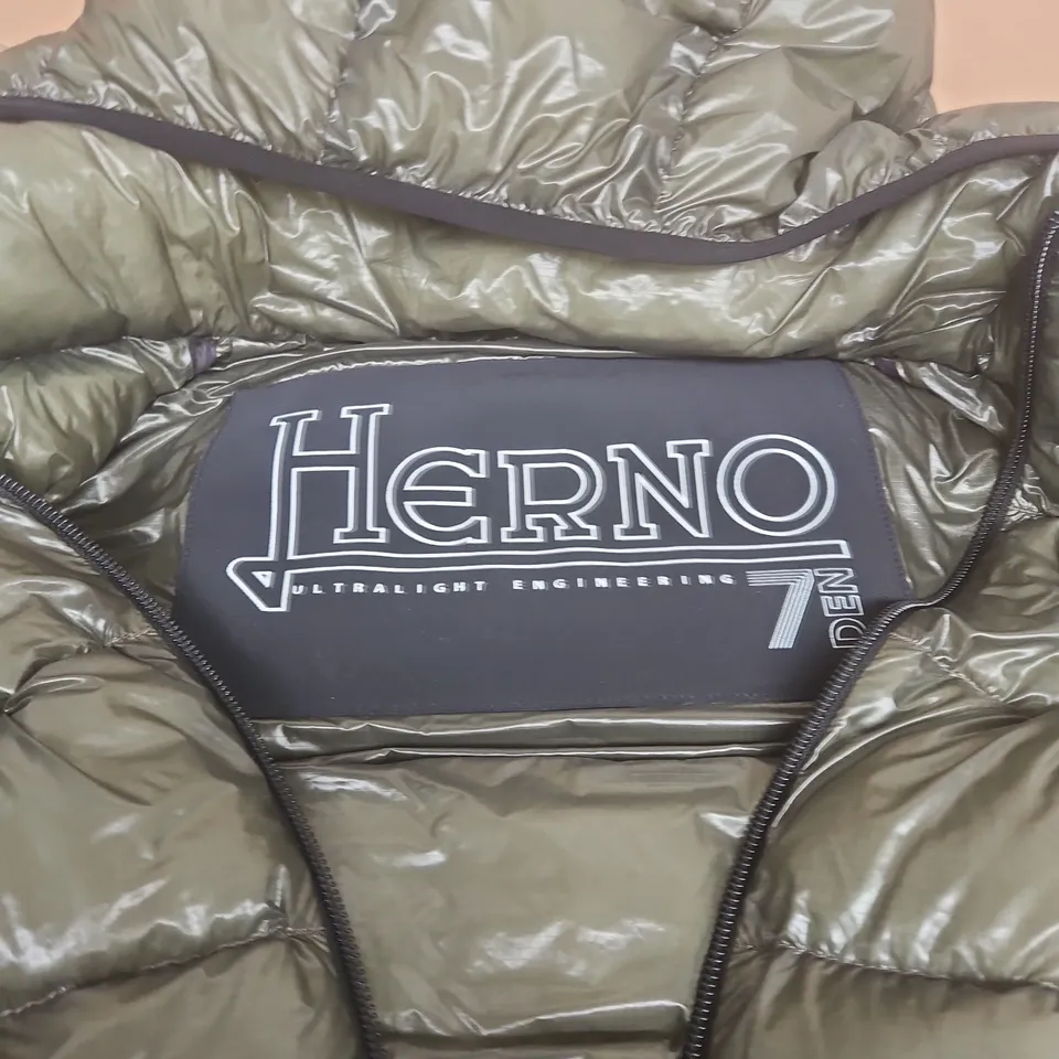 HERNO ULTRALIGHT ENGINEERING QUILTED HOODED JACKET – OLIVE GREEN - SIZE UNSPECIFIED 