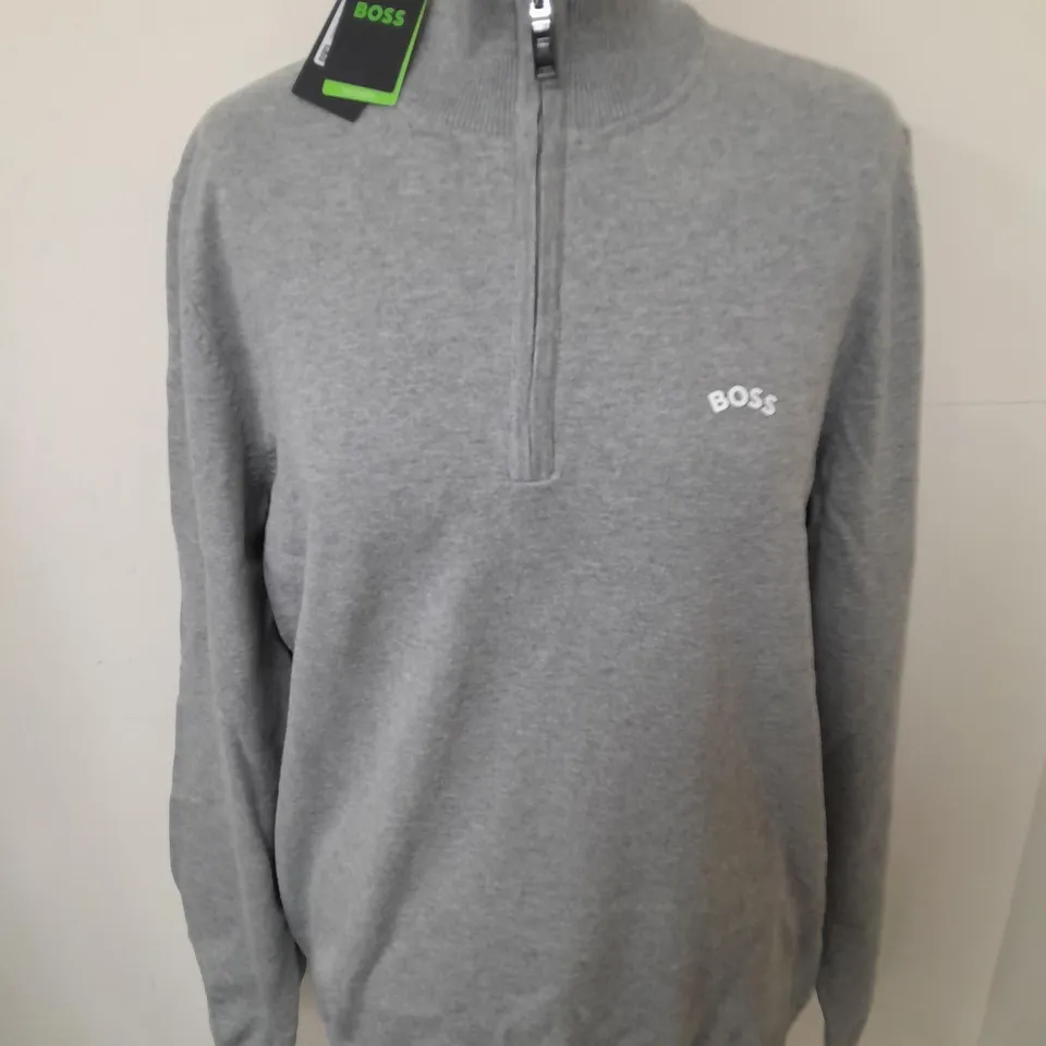 HHUGO BOSS GREY HALF ZIP JUMPER - M