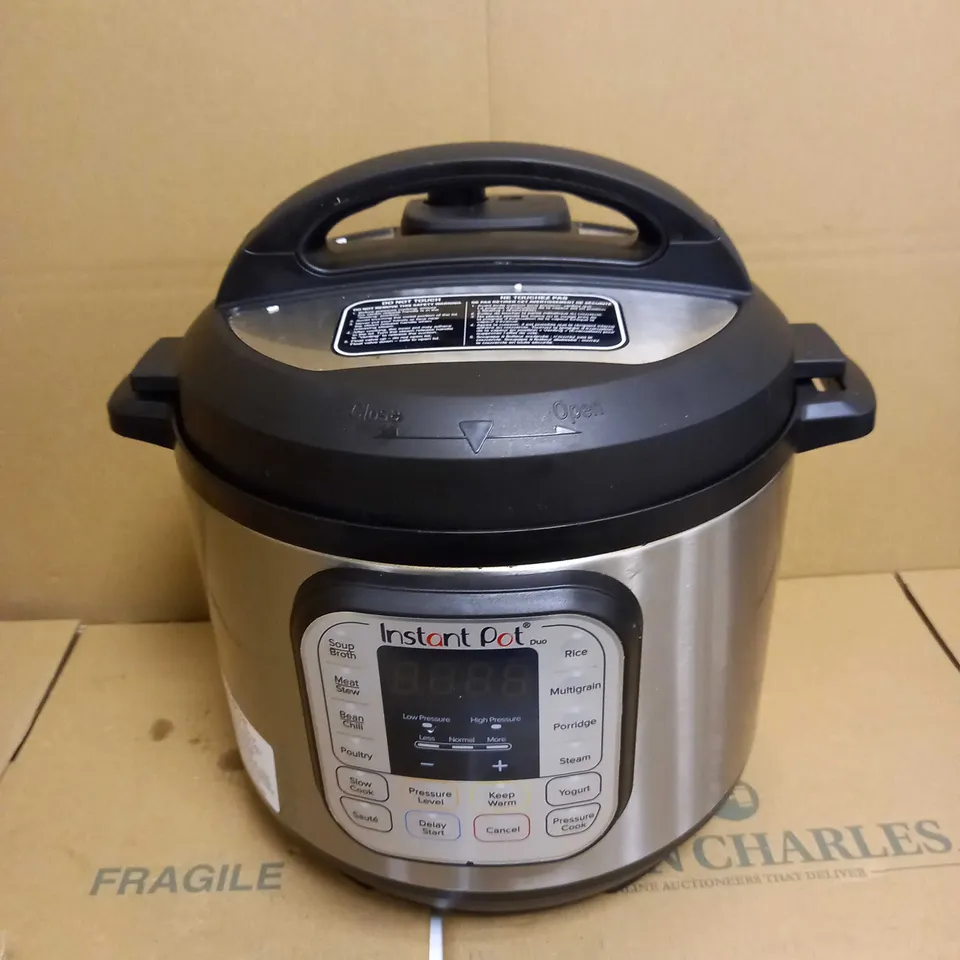 INSTANT POT DUO SMART PRESSURE COOKER