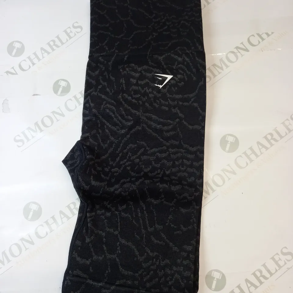 GYMSHARK TRAINING SHORTS IN BLACK SIZE SMALL