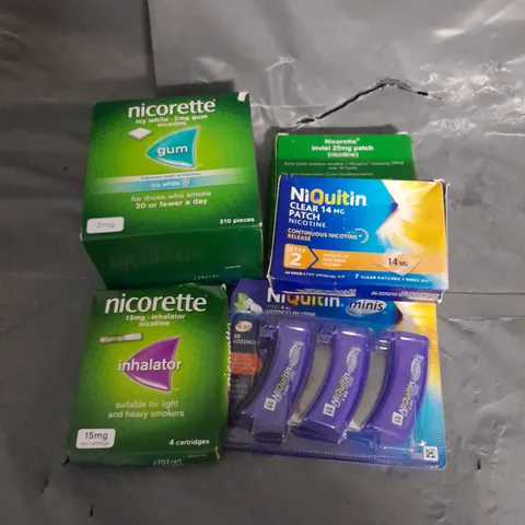 APPROXIMATELY 15 ASSORTED SMOKING PREVENTION AIDS TO INCLUDE NICORETTE GUM, NICORETTE MOUTHSPRAY, NIQUITIN CLEAR PATCHES