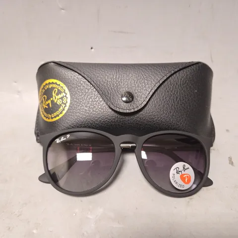 BOXED RAY BAN CLASSIC SUN GLASSES IN BLACK