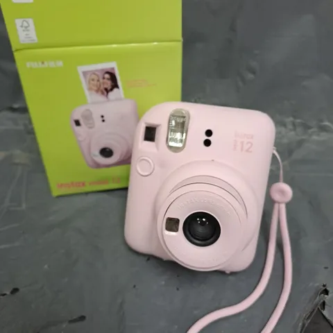 FUJIFILM INSTAX INSTAX MINI 12 INSTANT CAMERA - PINK 